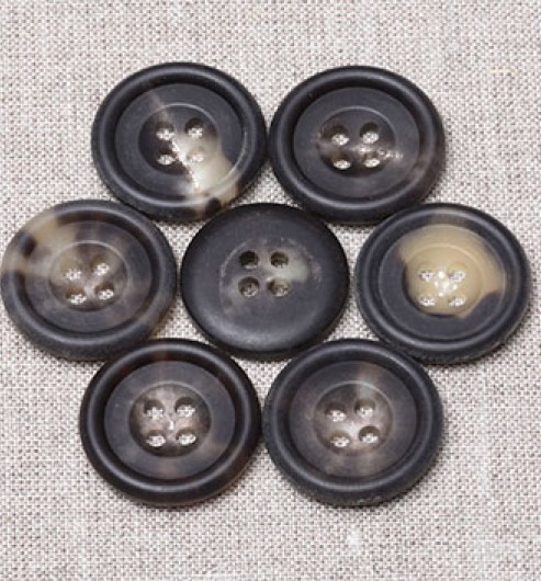 Unpolished 4 hole Horn Buttons - The Lining Company