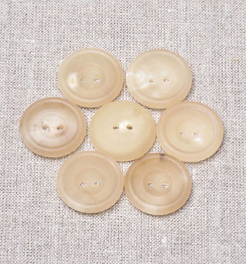 23L Dull Horn Buttons