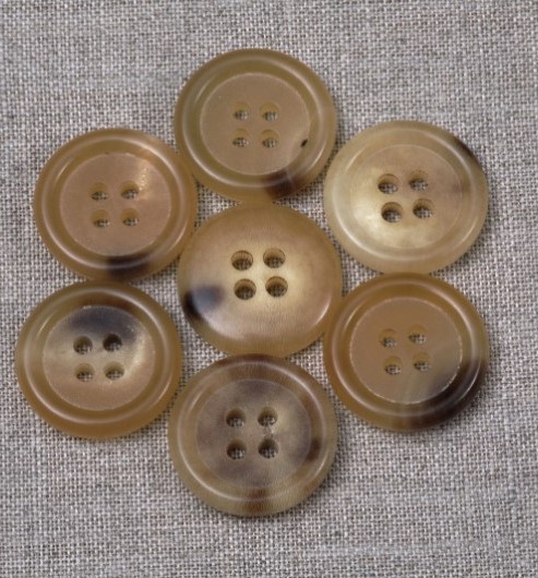 Polished 4 hole Horn Buttons - The Lining Company