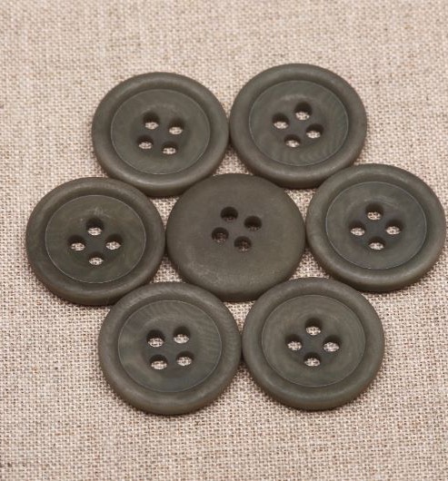 23L 4 hole Corozo Buttons