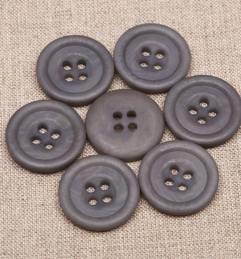 30L 4 hole Corozo Buttons