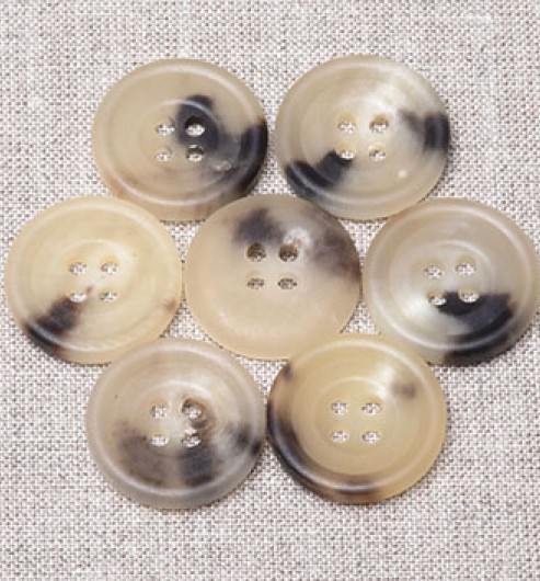 32L Dull Horn Buttons