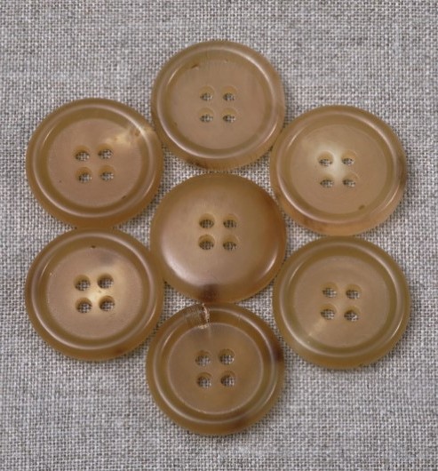 Polished 4 hole Horn Buttons - The Lining Company