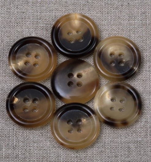 Polished 4 hole Horn Buttons - The Lining Company