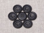 23L Dull Horn Buttons 4 hole - Col. 5G Dk. Grey