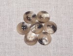 23L Dull Horn Buttons 4 hole - Col. 7 Fawn