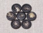 23L Dull Horn Buttons 4 hole - Col. 19 Dark 75% Mottled