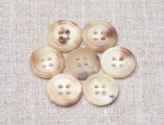 32L Dull Horn Buttons 4 Hole - Col. 2 Natural with Fleck