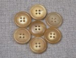 23L Polished Horn Button 4 hole - Natural